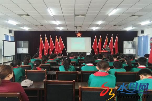 大欽島中心小學(xué)收到駐島邊防官兵的六一厚禮 4.jpg