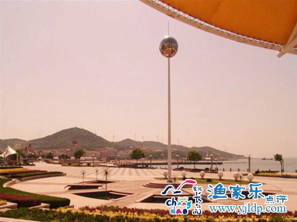 3長(zhǎng)島小謝觀海公寓樓下明珠廣場(chǎng)